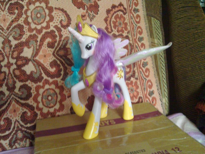 White Celestia photo #2